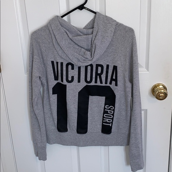 Workout Sweatshirt/Pullover - Picture 2 of 3